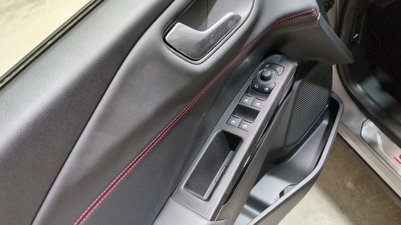 Ford Puma nouveau 1.0 ecoboost 125 ch mhev s&s powershift st-line x