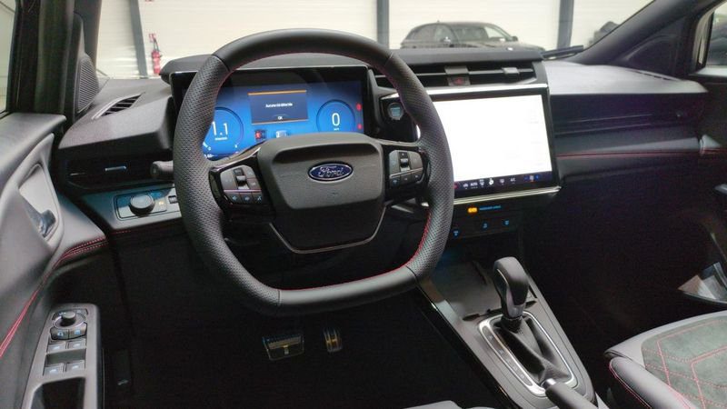 Ford Puma nouveau 1.0 ecoboost 125 ch mhev s&s powershift st-line x