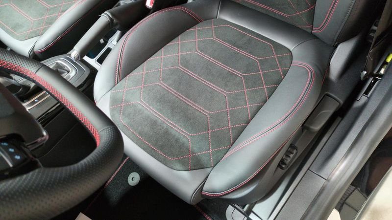 Ford Puma nouveau 1.0 ecoboost 125 ch mhev s&s powershift st-line x