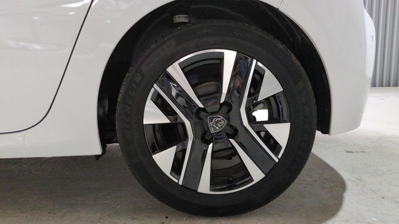 Peugeot 208 Puretech 100 s&s bvm6 allure