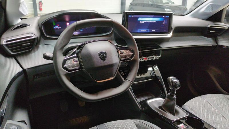 Peugeot 208 Puretech 100 s&s bvm6 allure