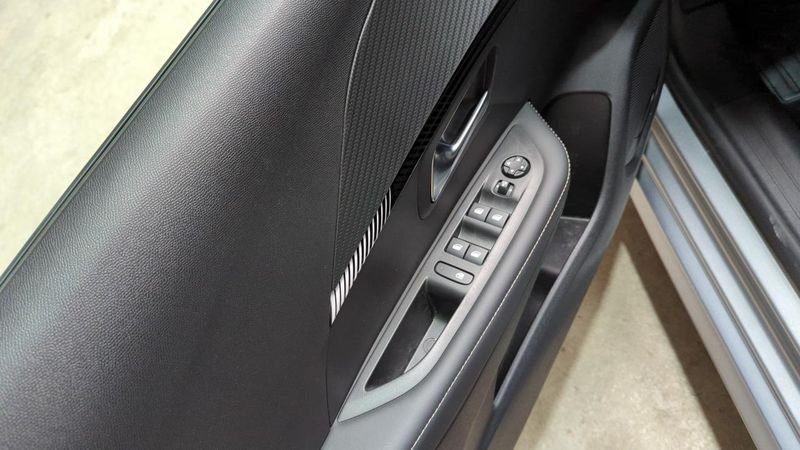 Peugeot 208 Puretech 100 s&s bvm6 allure