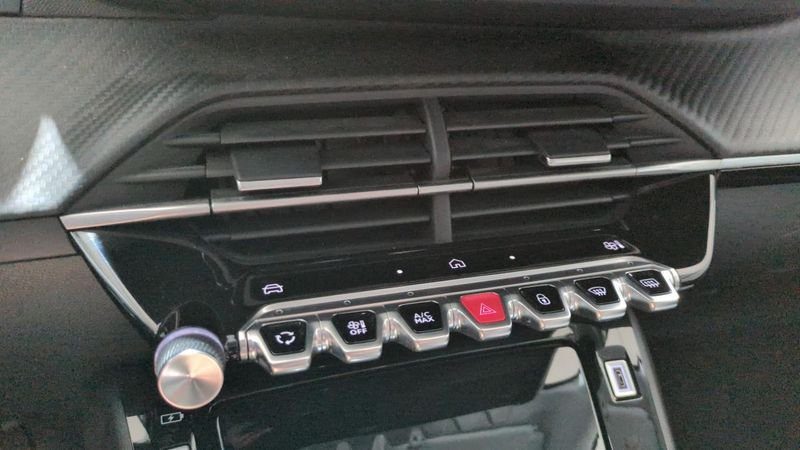 Peugeot 208 Puretech 100 s&s bvm6 allure