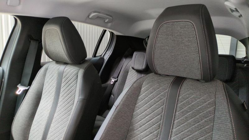 Peugeot 208 Puretech 100 s&s bvm6 allure