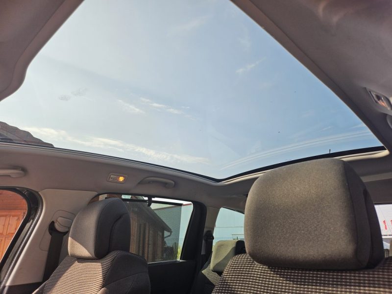 PEUGEOT 5008 2013 2.0l HDI - 16V/Révisée &Garantie 