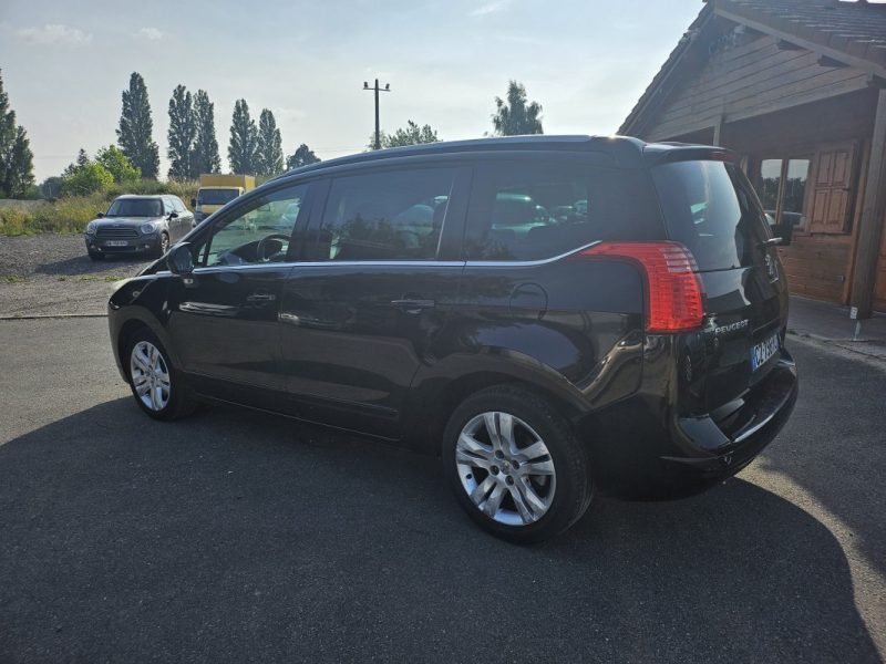 PEUGEOT 5008 2013 2.0l HDI - 16V/Révisée &Garantie 