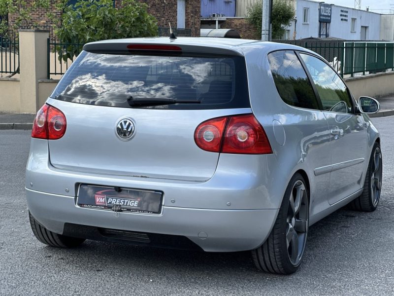 VOLKSWAGEN GOLF 2006