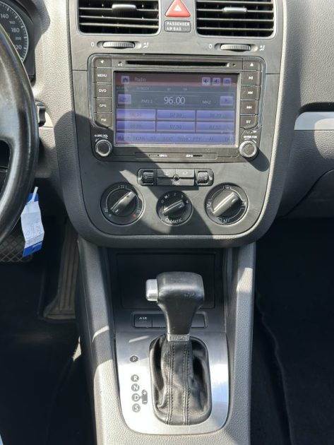 VOLKSWAGEN GOLF 2006