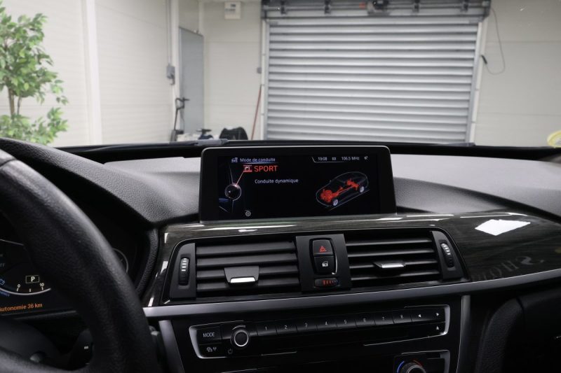 B.M.W. Série 3 2015