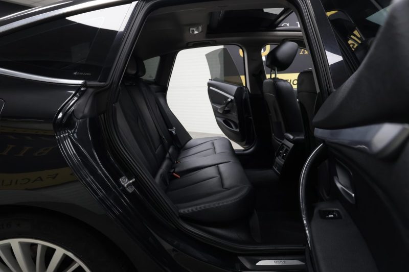 B.M.W. Série 3 2015