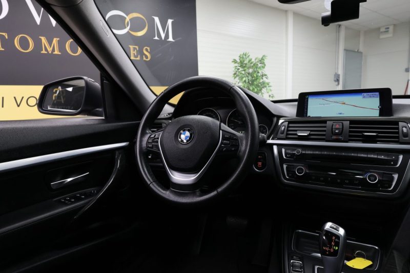 B.M.W. Série 3 2015