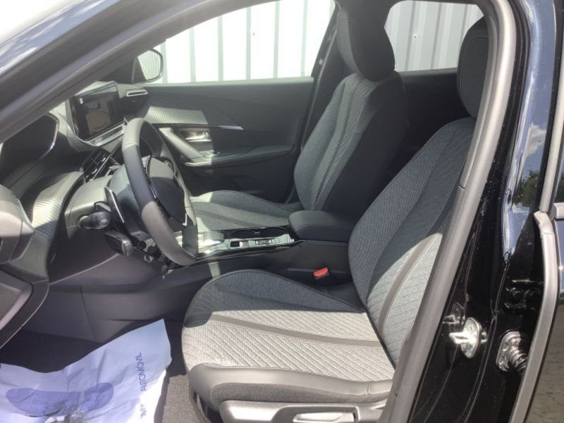 Peugeot 2008 Hybrid 145 e-DCS6 Allure