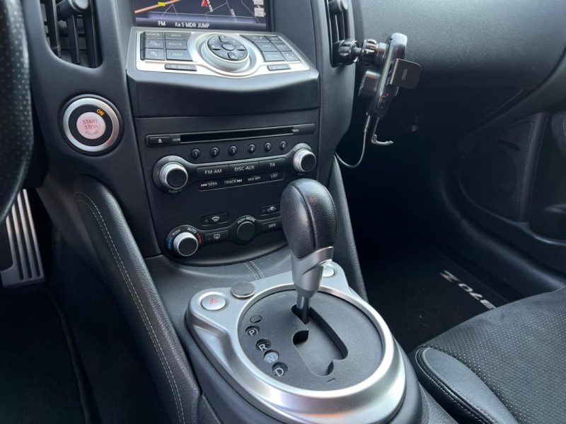 Nissan 370Z COUPE 3.7 V6 328 PACK AUTO*BOSE*CAMERA*GPS*XENON*
