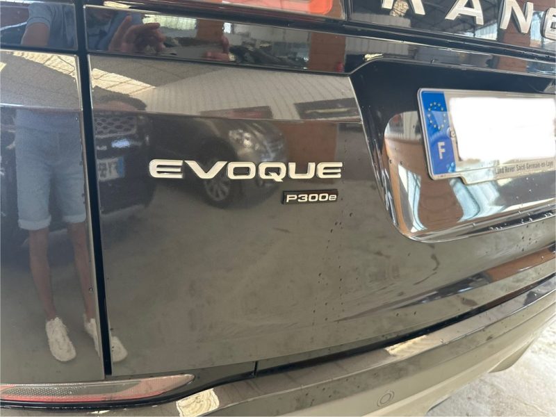 LAND ROVER EVOQUE P300e PHEV Hybrid AWD
