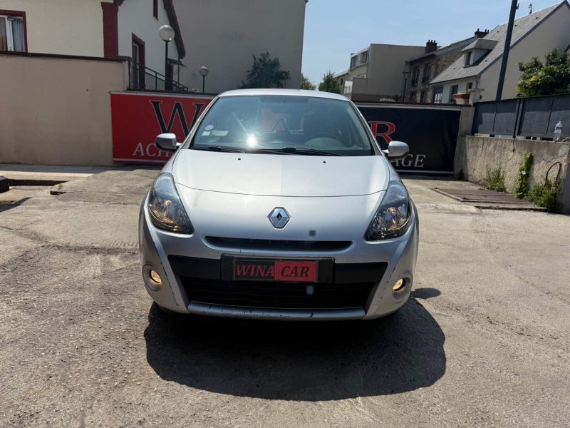 RENAULT CLIO 2011