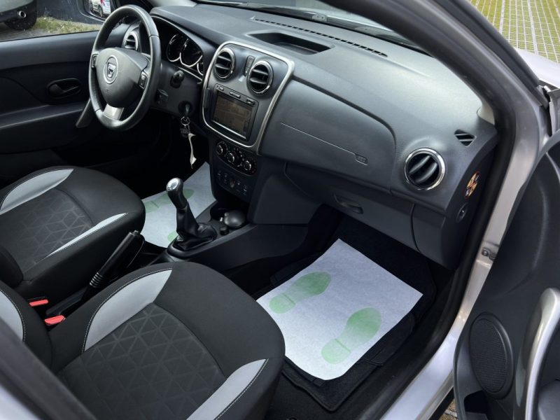 DACIA SANDERO II STEPWAY 1.5 DCI 90 CV ECRAN GPS TACTILE REGULATEUR BLUETOOTH - GARANTIE 1 AN