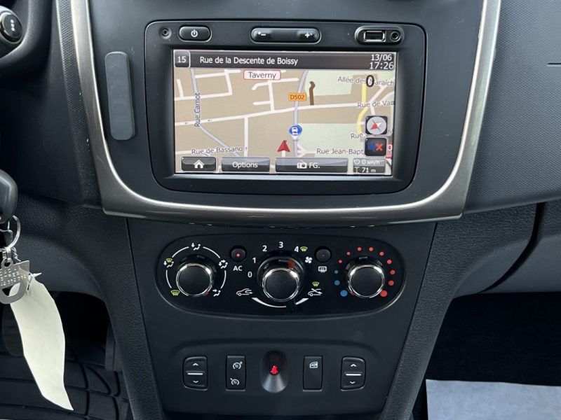 DACIA SANDERO II STEPWAY 1.5 DCI 90 CV ECRAN GPS TACTILE REGULATEUR BLUETOOTH - GARANTIE 1 AN