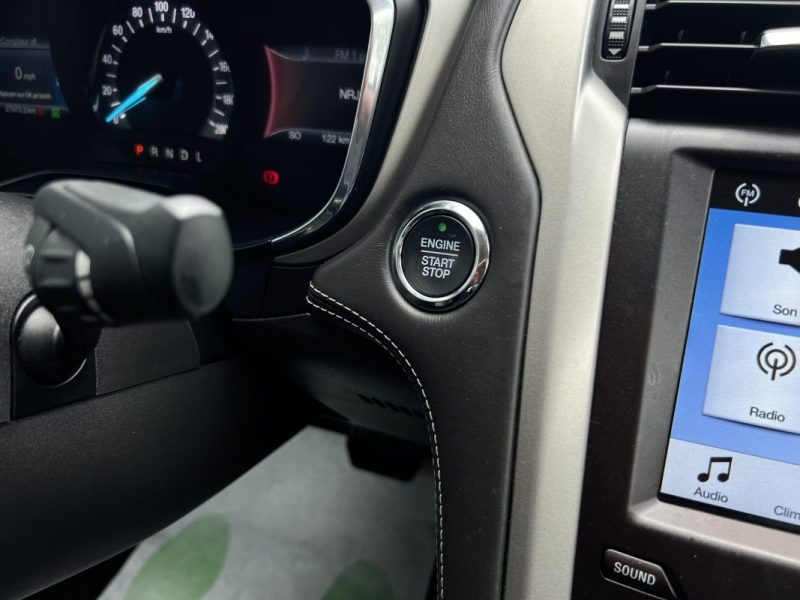 FORD MONDEO 4 IV VIGNAL 2.0 HYBRID 140 / 187 Cv 1ERE MAIN 27 800 Kms TOUTES OPTIONS - GARANTIE 1 AN