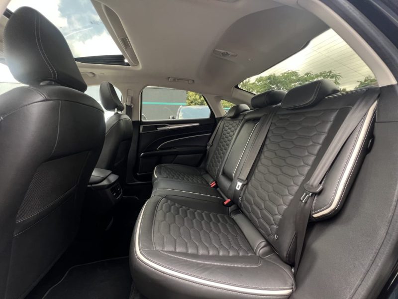 FORD MONDEO 4 IV VIGNAL 2.0 HYBRID 140 / 187 Cv 1ERE MAIN 27 800 Kms TOUTES OPTIONS - GARANTIE 1 AN