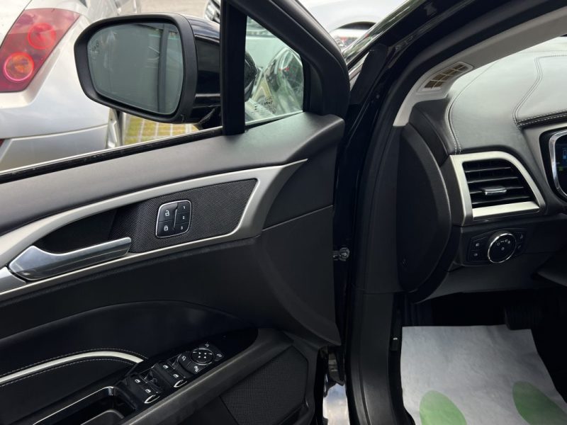 FORD MONDEO 4 IV VIGNAL 2.0 HYBRID 140 / 187 Cv 1ERE MAIN 27 800 Kms TOUTES OPTIONS - GARANTIE 1 AN