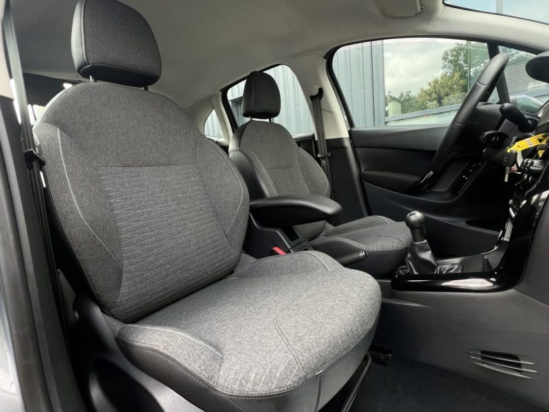 CITROEN C3 II PHASE (2) 1.2 82 Cv 5 PORTES 36 300 Km REGULATEUR BLUETOOTH CRIT AIR 1 - GARANTIE 1 AN