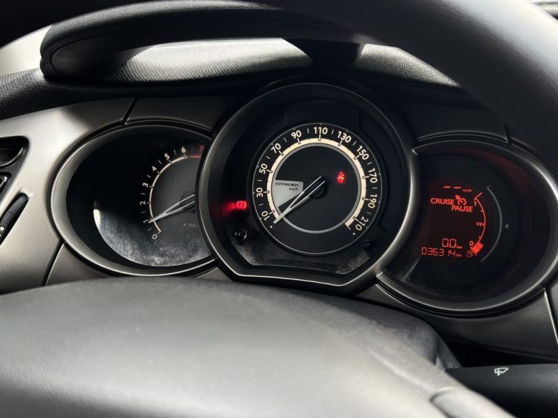 CITROEN C3 II PHASE (2) 1.2 82 Cv 5 PORTES 36 300 Km REGULATEUR BLUETOOTH CRIT AIR 1 - GARANTIE 1 AN