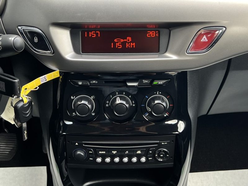 CITROEN C3 II PHASE (2) 1.2 82 Cv 5 PORTES 36 300 Km REGULATEUR BLUETOOTH CRIT AIR 1 - GARANTIE 1 AN