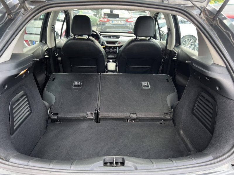 CITROEN C3 II PHASE (2) 1.2 82 Cv 5 PORTES 36 300 Km REGULATEUR BLUETOOTH CRIT AIR 1 - GARANTIE 1 AN