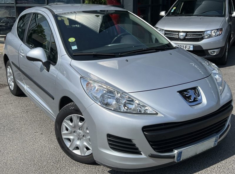 PEUGEOT 207 PHASE 2 1.4 VTI 95 Cv 30 700 Kms 5 PLACES BLUETOOTH / ORIGINE FRANCE - GARANTIE 1 AN