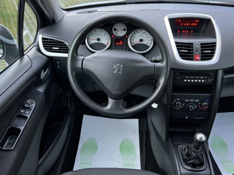 PEUGEOT 207 PHASE 2 1.4 VTI 95 Cv 30 700 Kms 5 PLACES BLUETOOTH / ORIGINE FRANCE - GARANTIE 1 AN