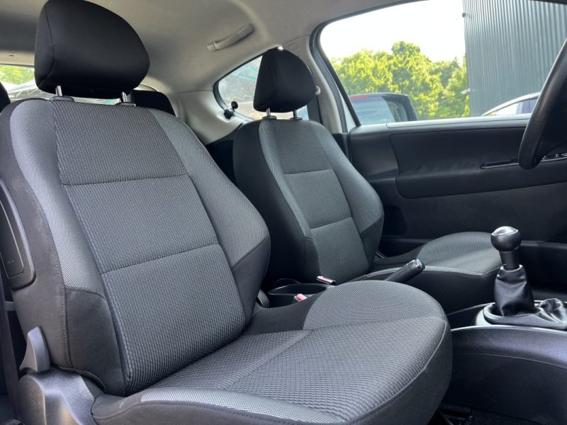 PEUGEOT 207 PHASE 2 1.4 VTI 95 Cv 30 700 Kms 5 PLACES BLUETOOTH / ORIGINE FRANCE - GARANTIE 1 AN