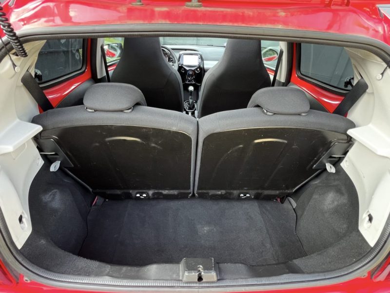 PEUGEOT 108 CABRIOLET / ALLURE TOP 1.2 82 Cv ECRAN TACTILE CAMERA LIMITEUR CRIT AIR 1 Garantie 1 an