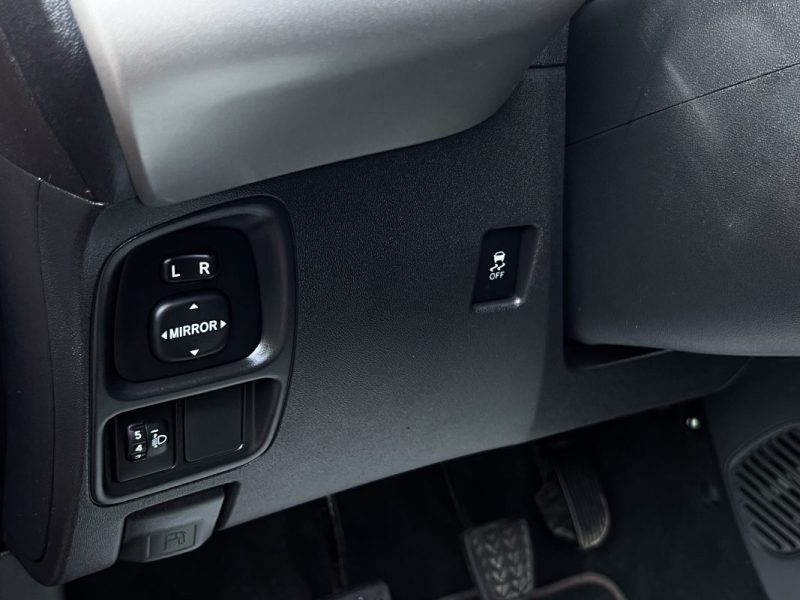 PEUGEOT 108 CABRIOLET / ALLURE TOP 1.2 82 Cv ECRAN TACTILE CAMERA LIMITEUR CRIT AIR 1 Garantie 1 an