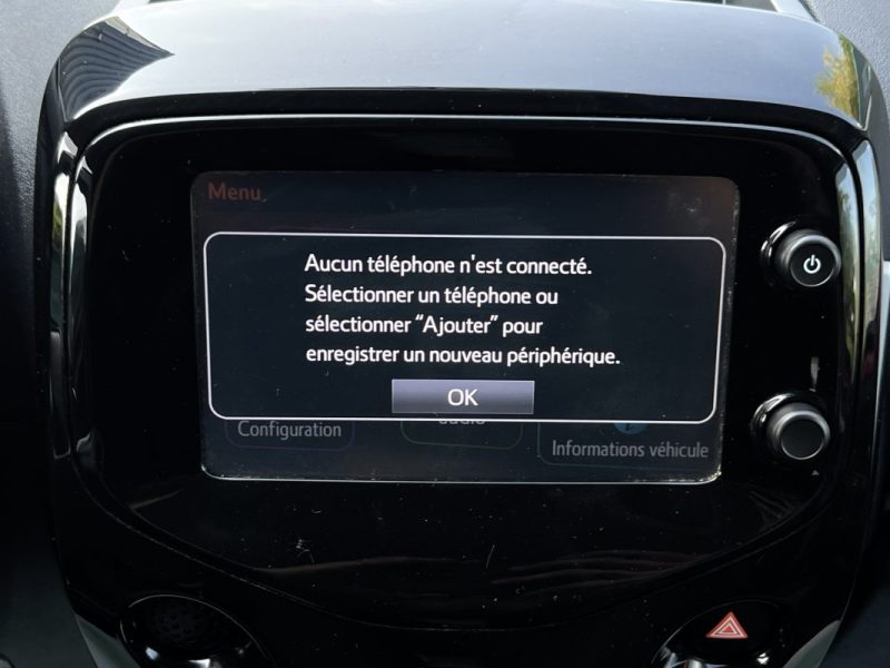 PEUGEOT 108 CABRIOLET / ALLURE TOP 1.2 82 Cv ECRAN TACTILE CAMERA LIMITEUR CRIT AIR 1 Garantie 1 an