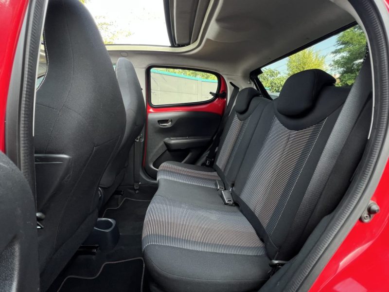 PEUGEOT 108 CABRIOLET / ALLURE TOP 1.2 82 Cv ECRAN TACTILE CAMERA LIMITEUR CRIT AIR 1 Garantie 1 an