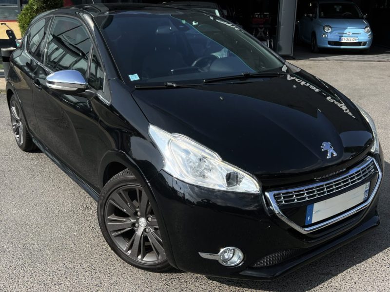 PEUGEOT 208 XY 1.6 E HDI 115 Cv SON JBL TOIT PANORAMIQUE ECRAN TACTILE BLUETOOTH JANTES Garantie 1an