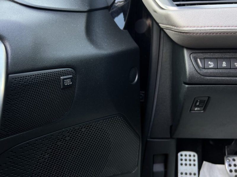 PEUGEOT 208 XY 1.6 E HDI 115 Cv SON JBL TOIT PANORAMIQUE ECRAN TACTILE BLUETOOTH JANTES Garantie 1an