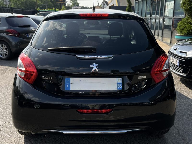 PEUGEOT 208 XY 1.6 E HDI 115 Cv SON JBL TOIT PANORAMIQUE ECRAN TACTILE BLUETOOTH JANTES Garantie 1an