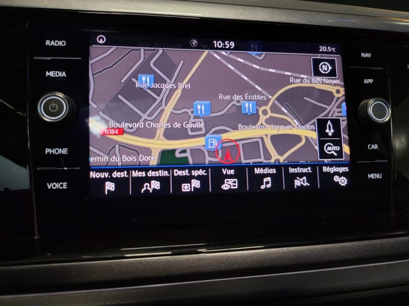 VOLKSWAGEN POLO 1.0 TSI 115CV R-LINE / TOIT OUVRANT / CAMERA RECUL / KEYLESS / CARPLAY / 