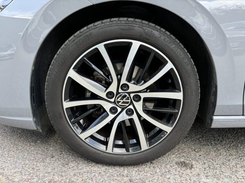 VOLKSWAGEN GOLF 2020