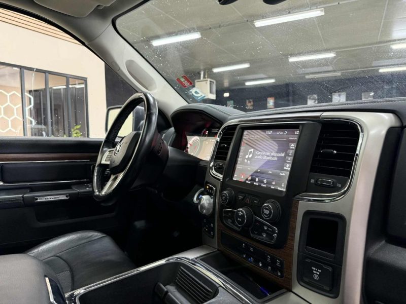 DODGE RAM 1500 LARAMIE 2017