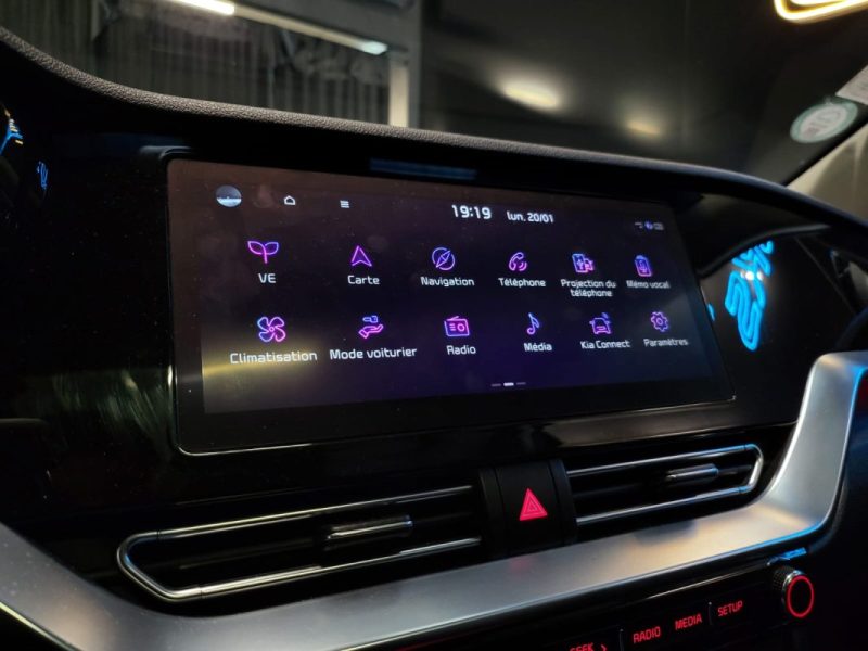 KIA E-NIRO 204CV PREMIUM / TOIT OUVRANT / SIEGES CHAUFFANTS / SONO JBL / CAMERA DE RECUL / CARPLAY /