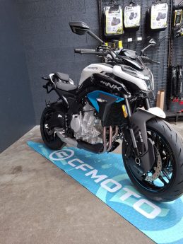 CF MOTO NK 675  2025