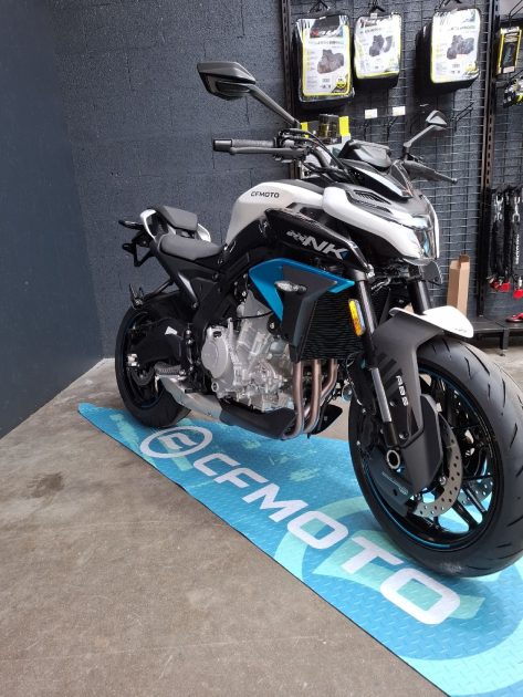 CF MOTO NK 675  2025