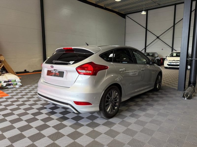 FORD FOCUS Hatchback Phase 2 1.0 SCTi 125 cv 