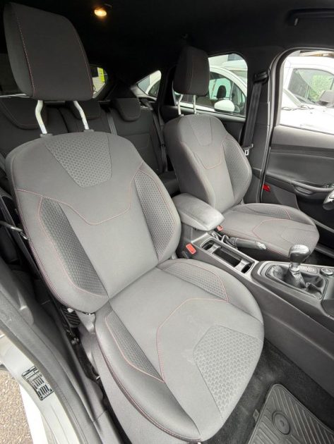 FORD FOCUS Hatchback Phase 2 1.0 SCTi 125 cv 