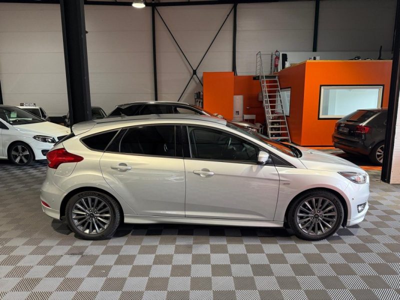 FORD FOCUS Hatchback Phase 2 1.0 SCTi 125 cv 
