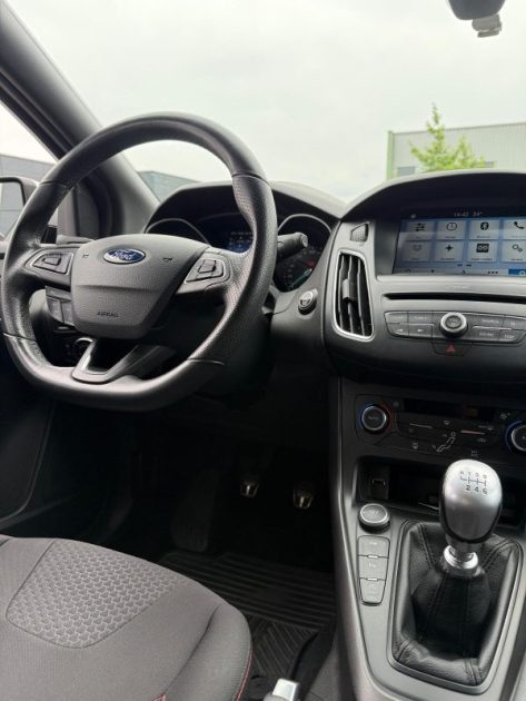 FORD FOCUS Hatchback Phase 2 1.0 SCTi 125 cv 