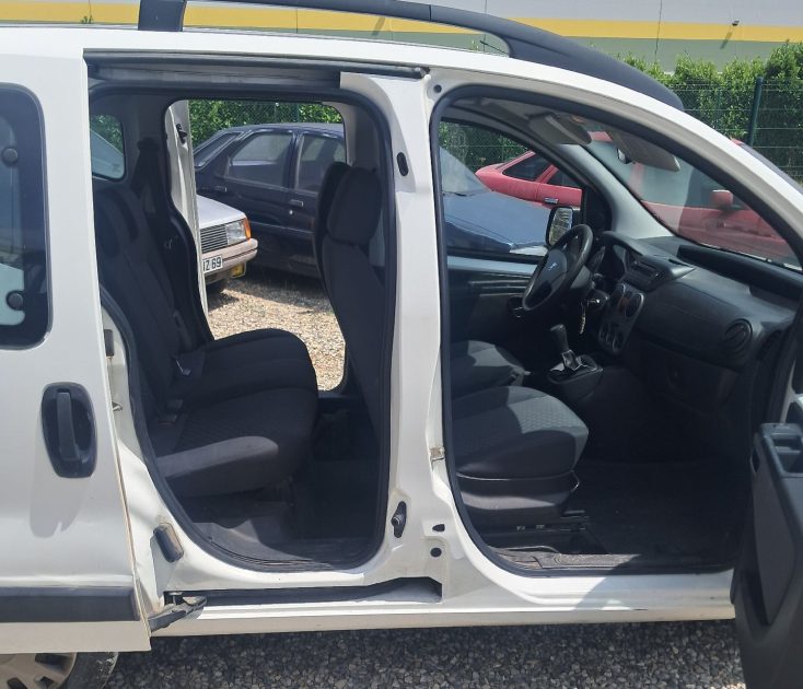 PEUGEOT BIPPER TEPEE 2011