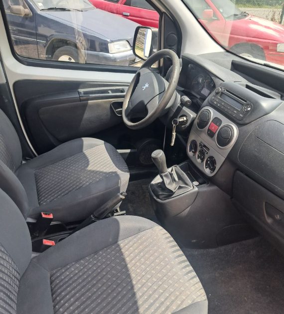 PEUGEOT BIPPER TEPEE 2011